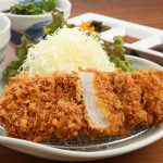 城陽「太呂　菖蒲庵本店」のロースカツ定食、天ぷらうどん